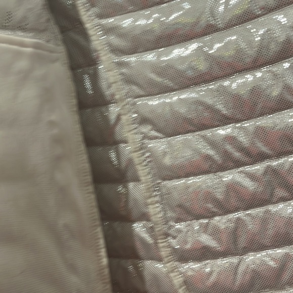 COPY - Columbia Omni heat vest size extra large - Picture 4 of 6